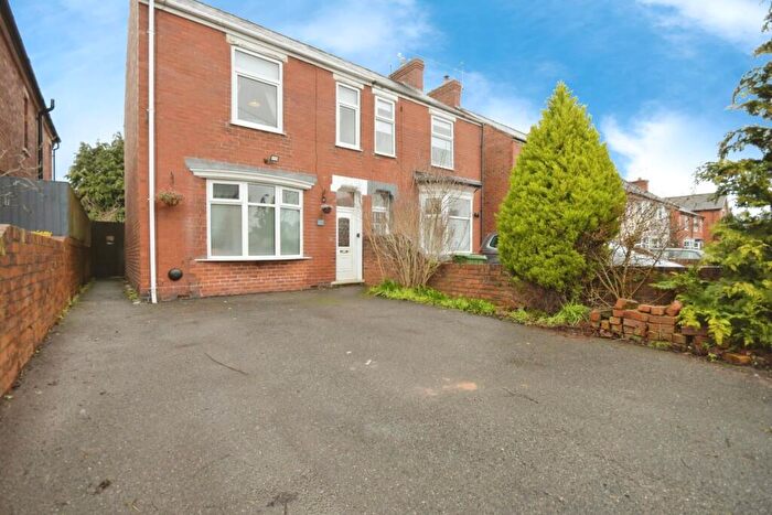 3 Bedroom Semi Detached House For Sale In Ashgate Road, Ashgate, Chesterfield, S40