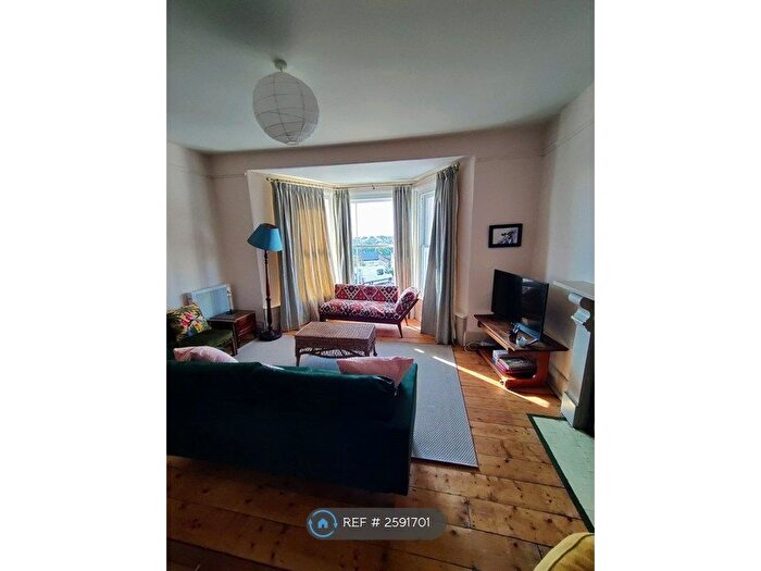 1 Bedroom Flat To Rent In Pikes Hill, Falmouth, TR11