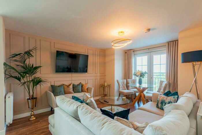 2 Bedroom Property To Rent In L &#; Little Street, South Queensferry, EH30