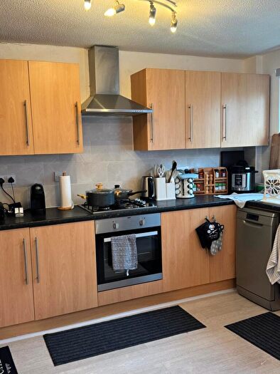 3 Bedroom End Of Terrace House To Rent In Washburn Close Bedford, MK41