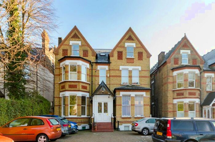2 Bedroom Maisonette To Rent In Lawrie Park Road, Sydenham, London, SE26