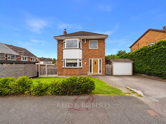 3 Bedroom House For Sale In Hafod Park, Mold, CH7