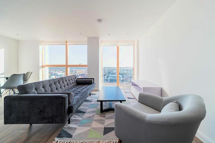 1 Bedroom Flat To Rent In Queen Street, Maidenhead, SL6