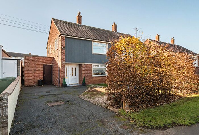 3 Bedroom Semi Detached House For Sale In Winterbotham Road, Cheltenham, Gloucestershire, GL51