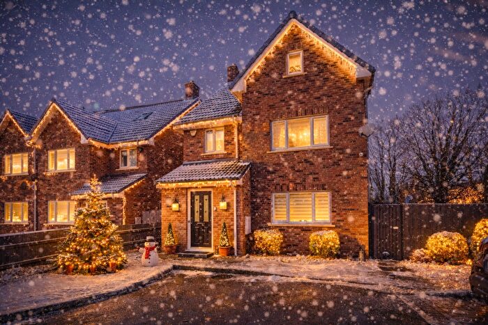 4 Bedroom Detached House For Sale In Brook Street, Stotfold, SG5