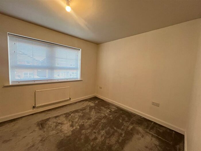 2 Bedroom End Of Terrace House To Rent In Sundial Close, Liverpool, L23