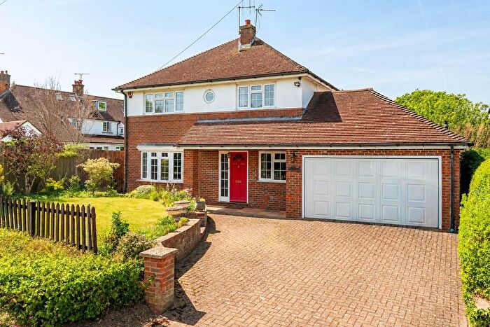 4 Bedroom Detached House For Sale In Old Lane, Knebworth, SG3