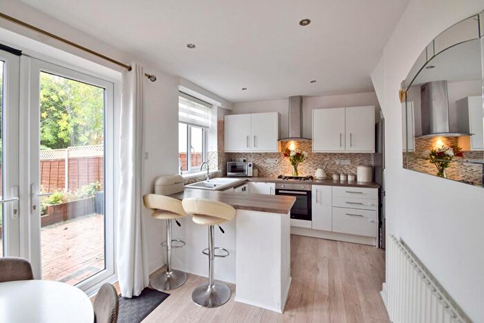 2 Bedroom Semi Detached House For Sale In Haig Avenue, Rochester, ME1