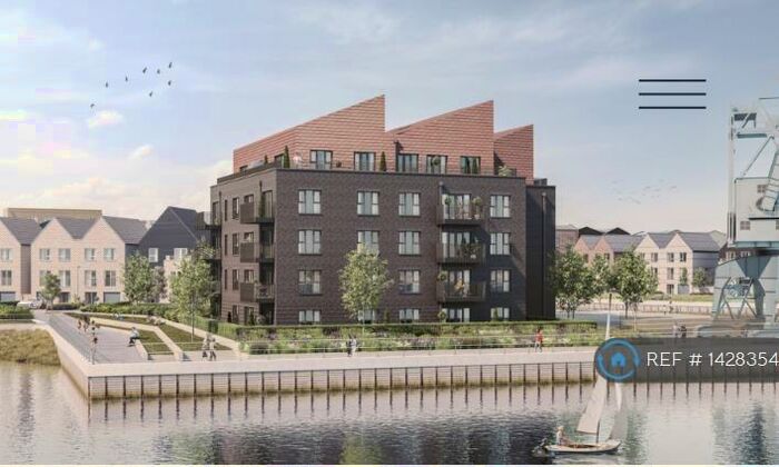 2 Bedroom Flat To Rent In Headland House, Rochester, ME1