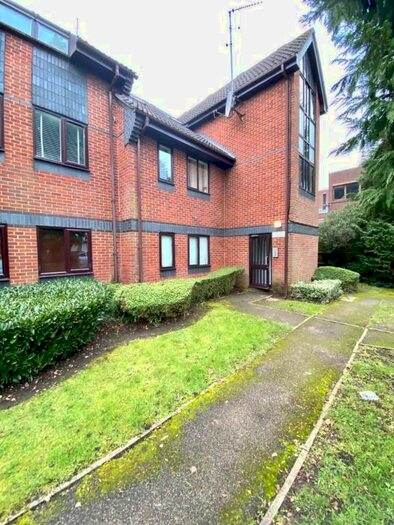 1 Bedroom Studio To Rent In Elton Park, Langley Road, Watford, WD17
