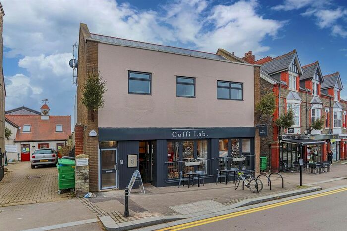 1 Bedroom Flat To Rent In High Street, Llandaff, Cardiff, CF5