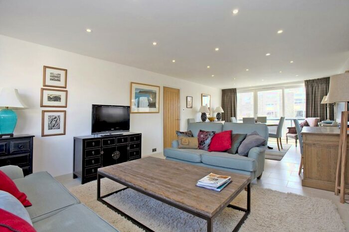 2 Bedroom Apartment To Rent In Queens Road Cheltenham, GL50