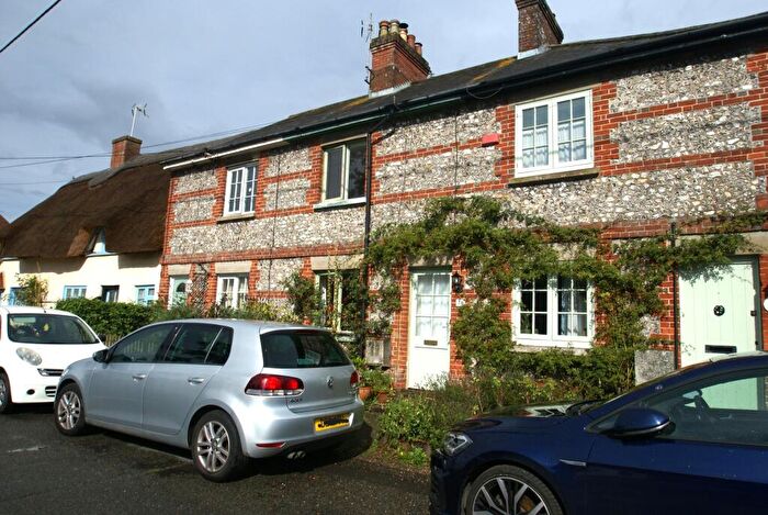 4 Bedroom Cottage To Rent In Goodworth Clatford, Goodworth Clatford, SP11