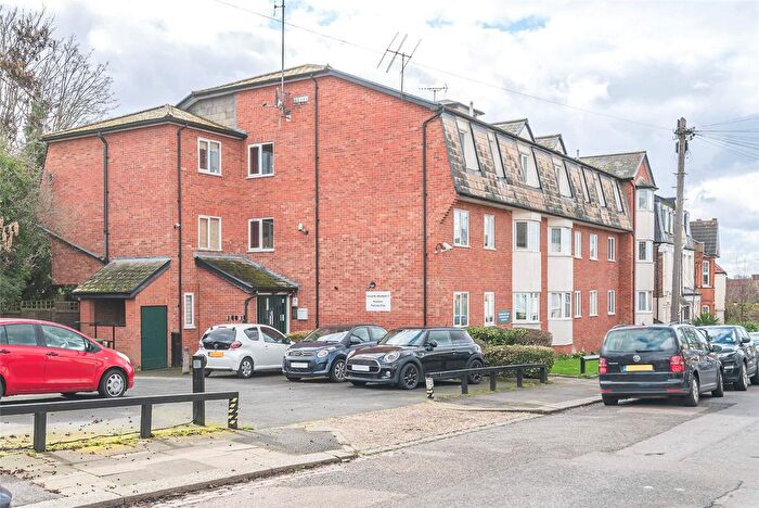 1 Bedroom Flat For Sale In Wetherill Road, London, N10