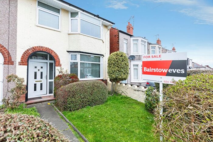 3 Bedroom End Terrace House For Sale In Dennis Road, Coventry, West Midlands, CV2