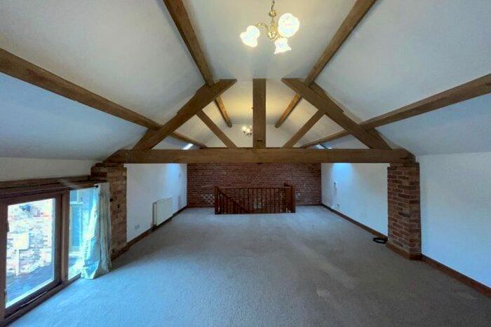 2 Bedroom Property To Rent In Crawley Lane, Burton-On-Trent, DE13