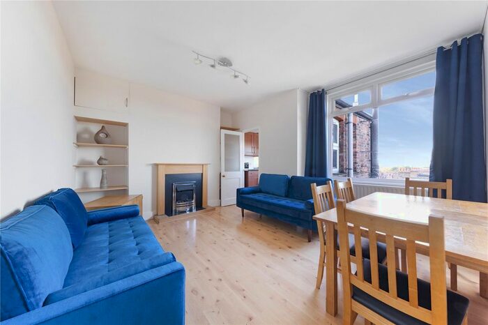 4 Bedroom Flat To Rent In Streatham High Road, London, SW16