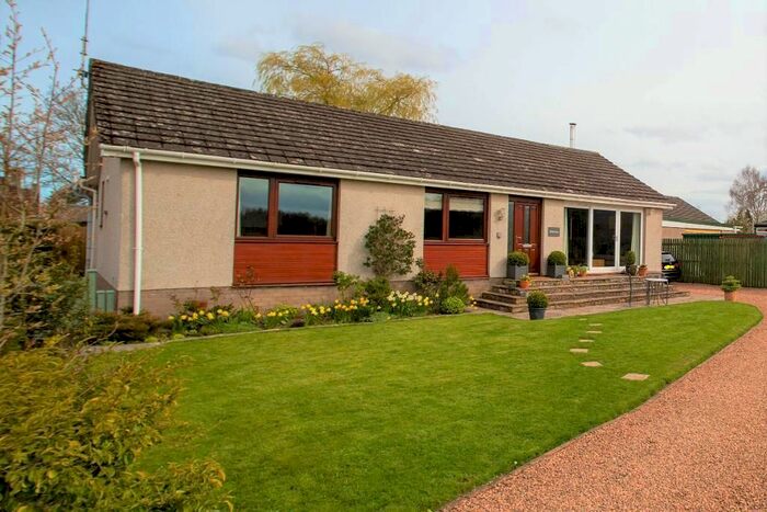 4 Bedroom Detached House For Sale In Main Street, Dunshalt, KY14