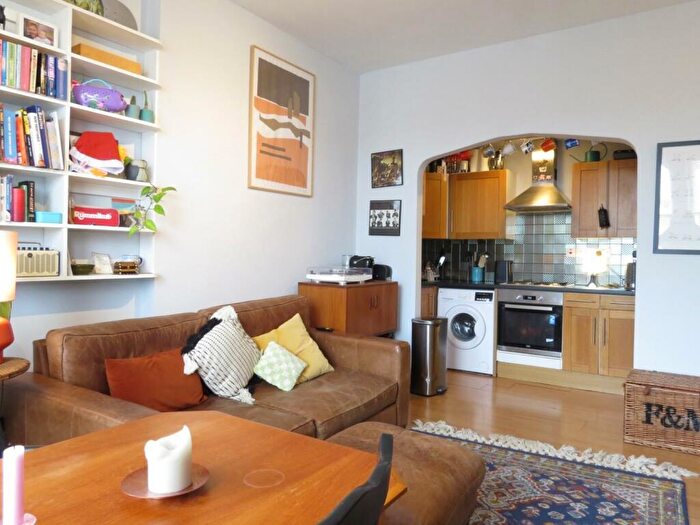 1 Bedroom Apartment To Rent In Gipsy Hill, Crystal Palace, SE19