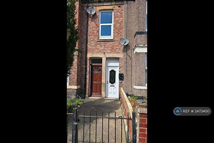 2 Bedroom Maisonette To Rent In Claremont North Avenue, Gateshead, NE8