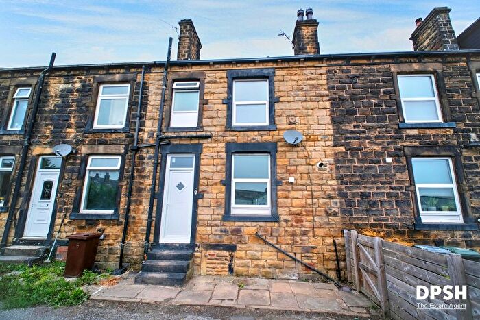 1 Bedroom Terraced House For Sale In Horsfall Street, Morley, Leeds, LS27