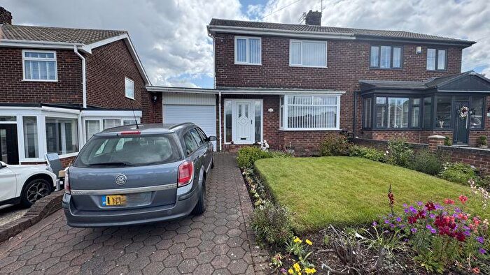 3 Bedroom Semi-Detached House For Sale In Warwick Drive, Garden Estate, Washington, NE37