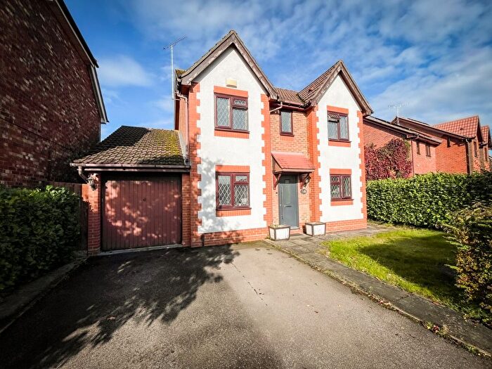 4 Bedroom Detached House To Rent In Moorhen Drive, Lower Earley, Reading, Berkshire, RG6