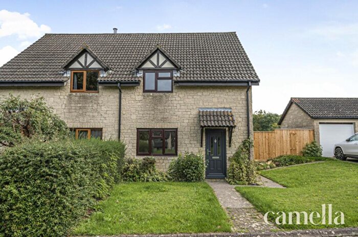 3 Bedroom Semi-Detached House For Sale In Farleigh Rise, Monkton Farleigh, BA15
