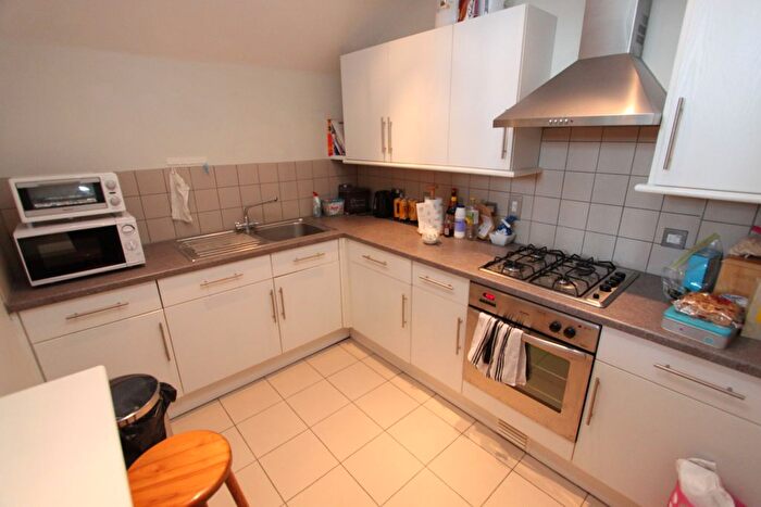 1 Bedroom Flat To Rent In Paul Street, Bristol, BS2