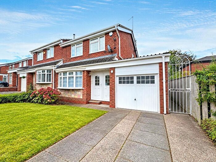 3 Bedroom Semi Detached House To Rent In Wilmington Close, Newcastle Upon Tyne, NE3