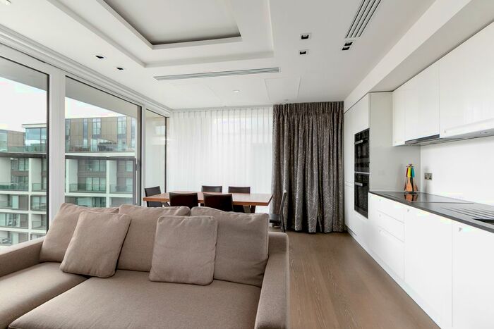 2 Bedroom Flat To Rent In Bridgeman House, , Radnor Terrace, London, W14