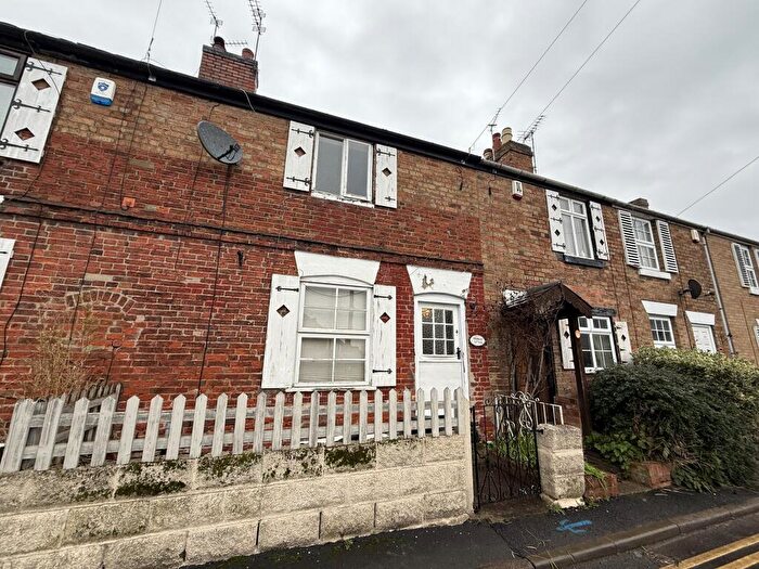 2 Bedroom House To Rent In Park Lane, Littleover, Derby, DE23