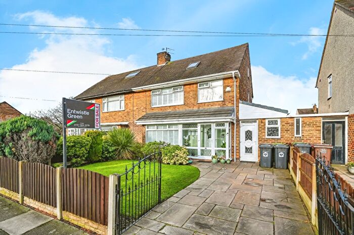 4 Bedroom Semi Detached House For Sale In Oaklands Avenue, Liverpool, Merseyside, L23