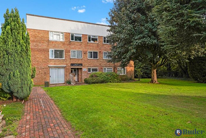 2 Bedroom Flat For Sale In St. Michaels Court, Stevenage, SG1