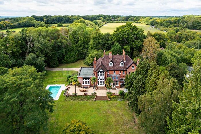 6 Bedroom Semi-Detached House For Sale In Eastbourne Road, Blindley Heath, RH7
