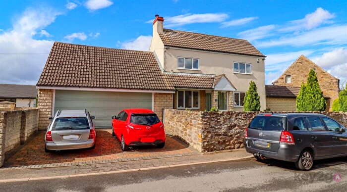 3 Bedroom Detached House For Sale In Dowcarr Lane, Harthill, Sheffield, S26