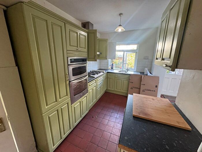 5 Bedroom Town House To Rent In Pekin Street, London, E14