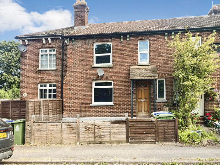 3 Bedroom Terraced House For Sale In Upper Ruxley Cottages, Maidstone Road, Sidcup, DA14