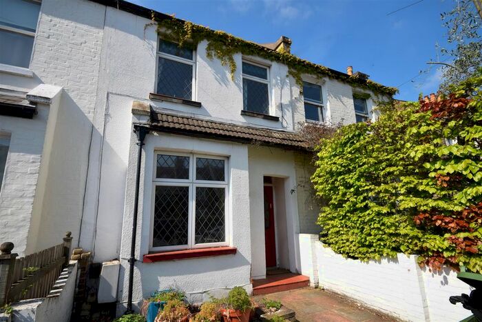 1 Bedroom Flat To Rent In Campbell Road, Twickenham, TW2