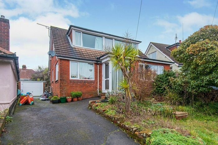3 Bedroom Bungalow To Rent In Midanbury Crescent, Southampton, SO18