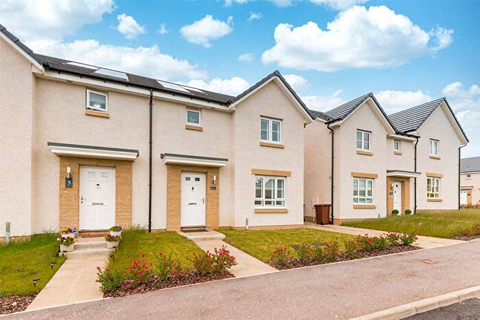 3 Bedroom Semi-Detached House For Sale In Bath Crescent, Wallyford, Musselburgh, EH21