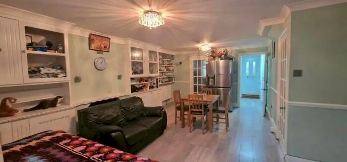 3 Bedroom Flat To Rent In Priors Field, Northolt, UB5