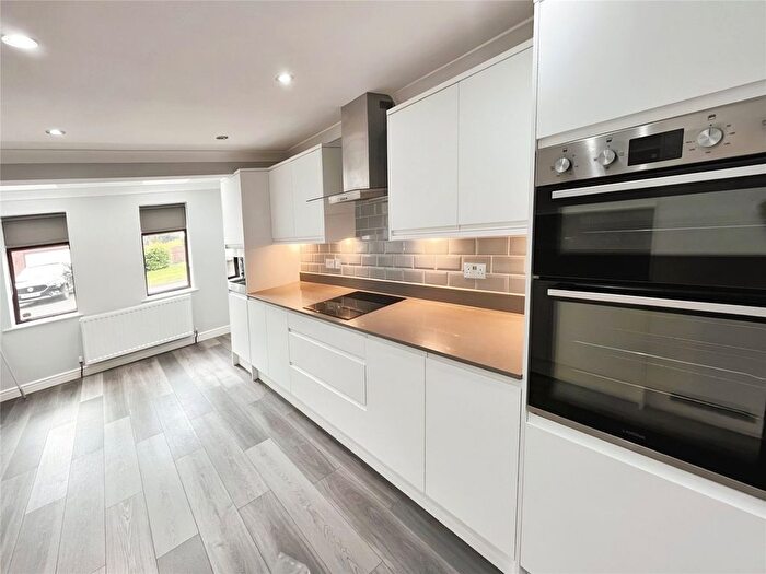 5 Bedroom Detached House For Sale In Grosvenor Court, Fishlake, Doncaster, South Yorkshire, DN7