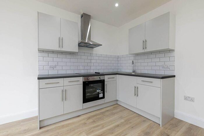 2 Bedroom Flat To Rent In Headstone Road, Harrow-on-the-Hill, HA1