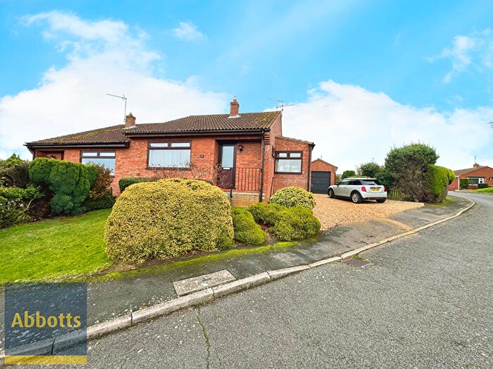 2 Bedroom Bungalow To Rent In Broadlands Close, Dersingham, PE31