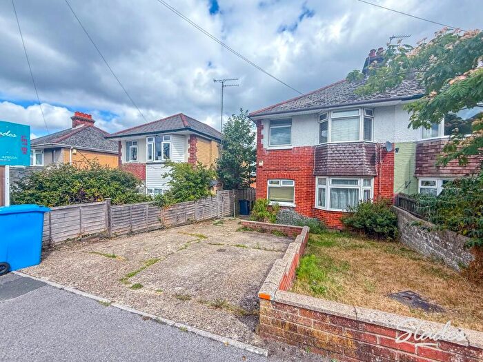 1 Bedroom Flat To Rent In Gwynne Road, Parkstone, Poole, BH12