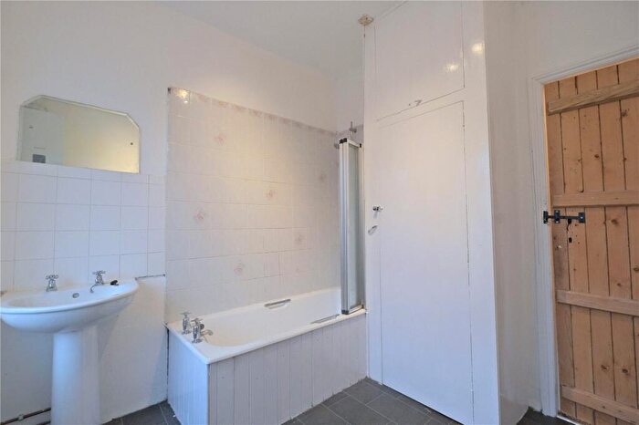 1 Bedroom Terraced House To Rent In Alice Street, Barnoldswick, Lancashire, BB18