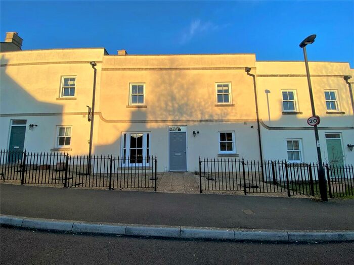 3 Bedroom Terraced House To Rent In Eveleigh Avenue, Bath, Somerset, BA1