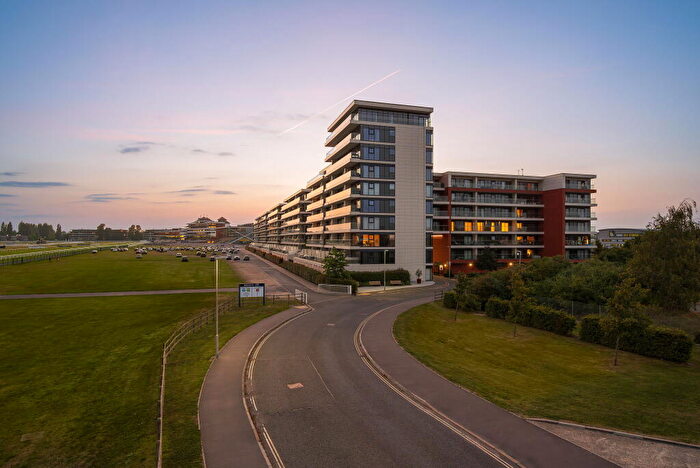 2 Bedroom Flat To Rent In Kingman Way, Newbury, RG14