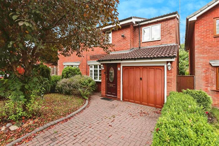 4 Bedroom Semi Detached House For Sale In Raddlebarn Farm Drive, Birmingham, West Midlands, B29